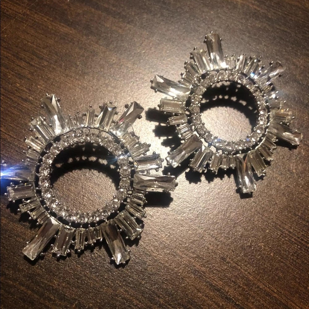 Large Statement earrings - Picture 6 of 8